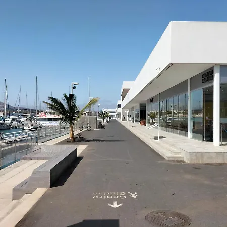 Πλωτό κατάλυμα Canarian Pirat